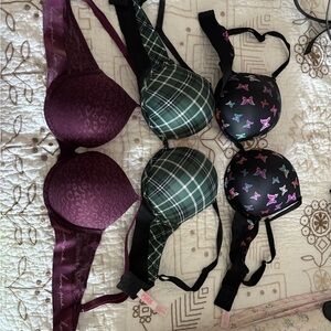 Victoria’s Secret Love PINK - 2 Wear Everywhere Super Push Up, 1 Reg Push Up